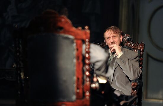 Shooting of Karen Shakhnazarov's film "White Tiger"