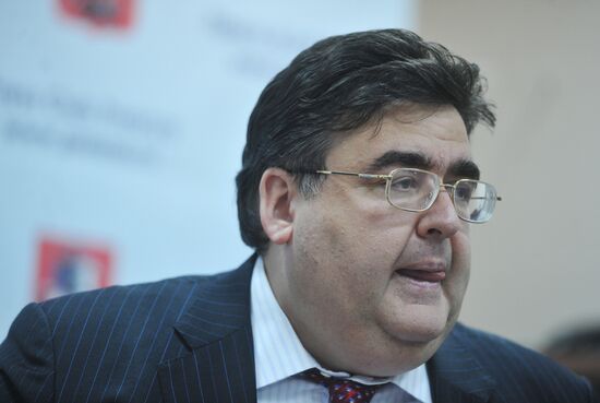 News conference by Alexei Mitrofanov and Anatoly Wasserman
