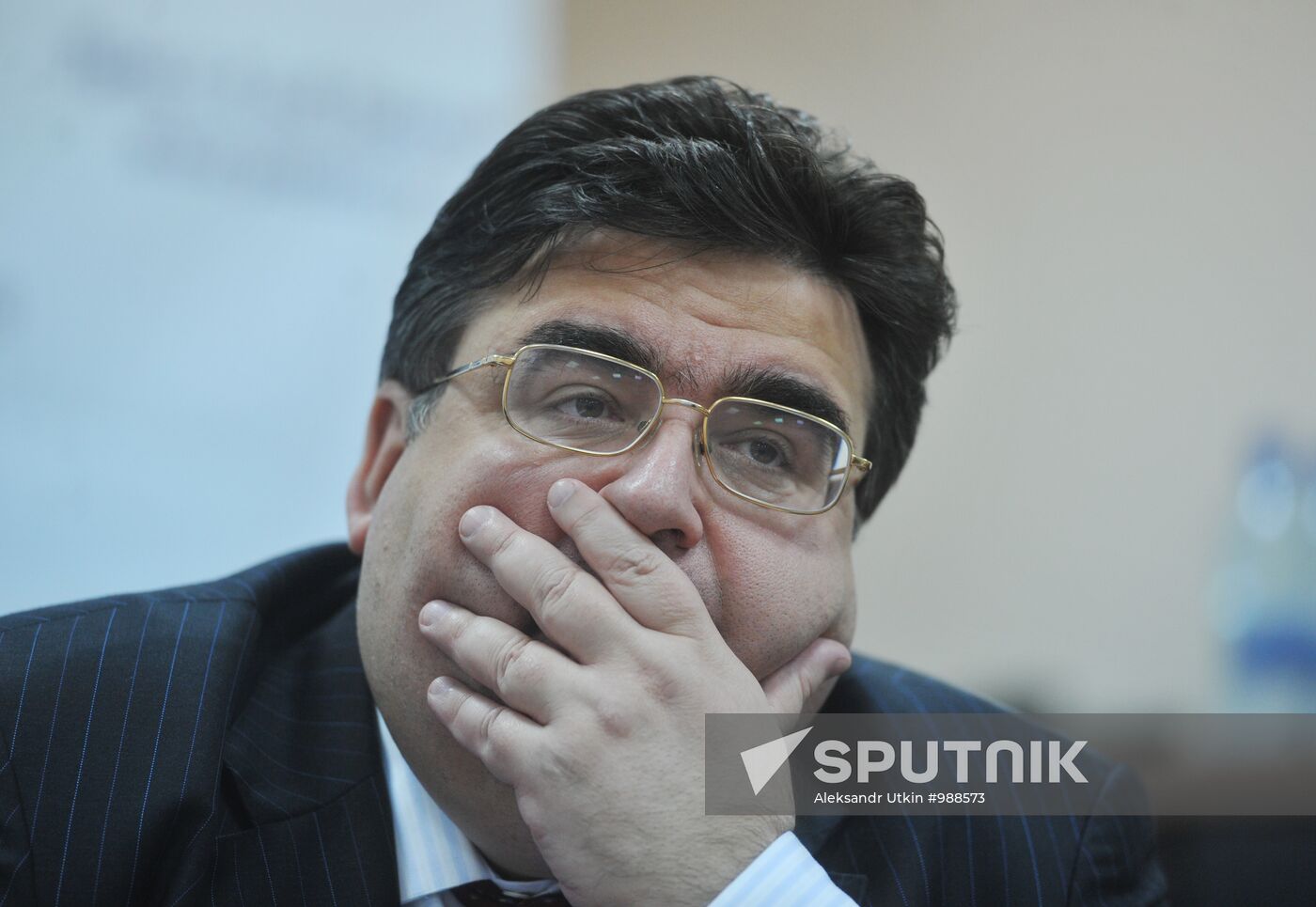 News conference by Alexei Mitrofanov and Anatoly Wasserman