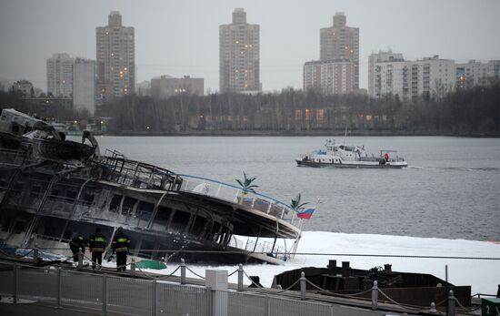 Fire on board the triple-deck ship Sergei Abramov in Moscow