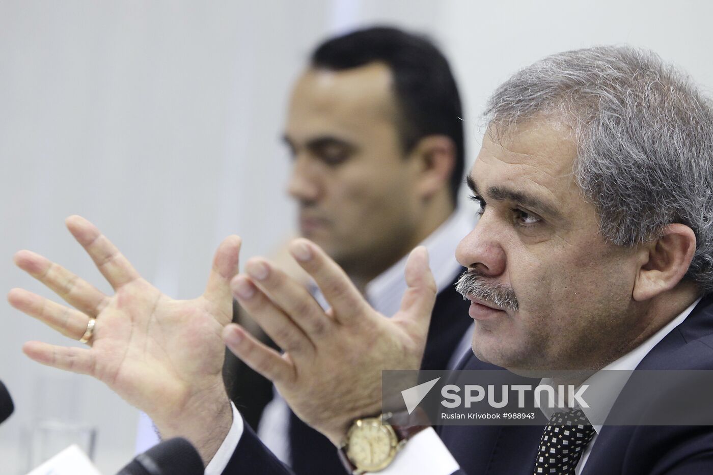 Press conference on Tajik migrants' worsened status in Russia