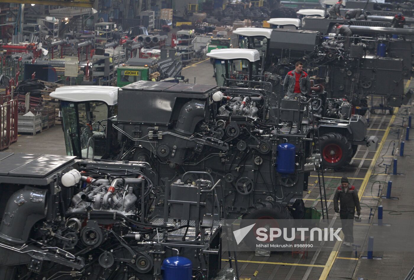 Rostselmash plant at work