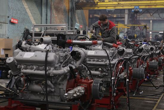 Rostselmash plant at work