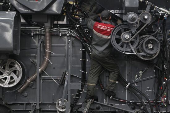 Rostselmash plant at work