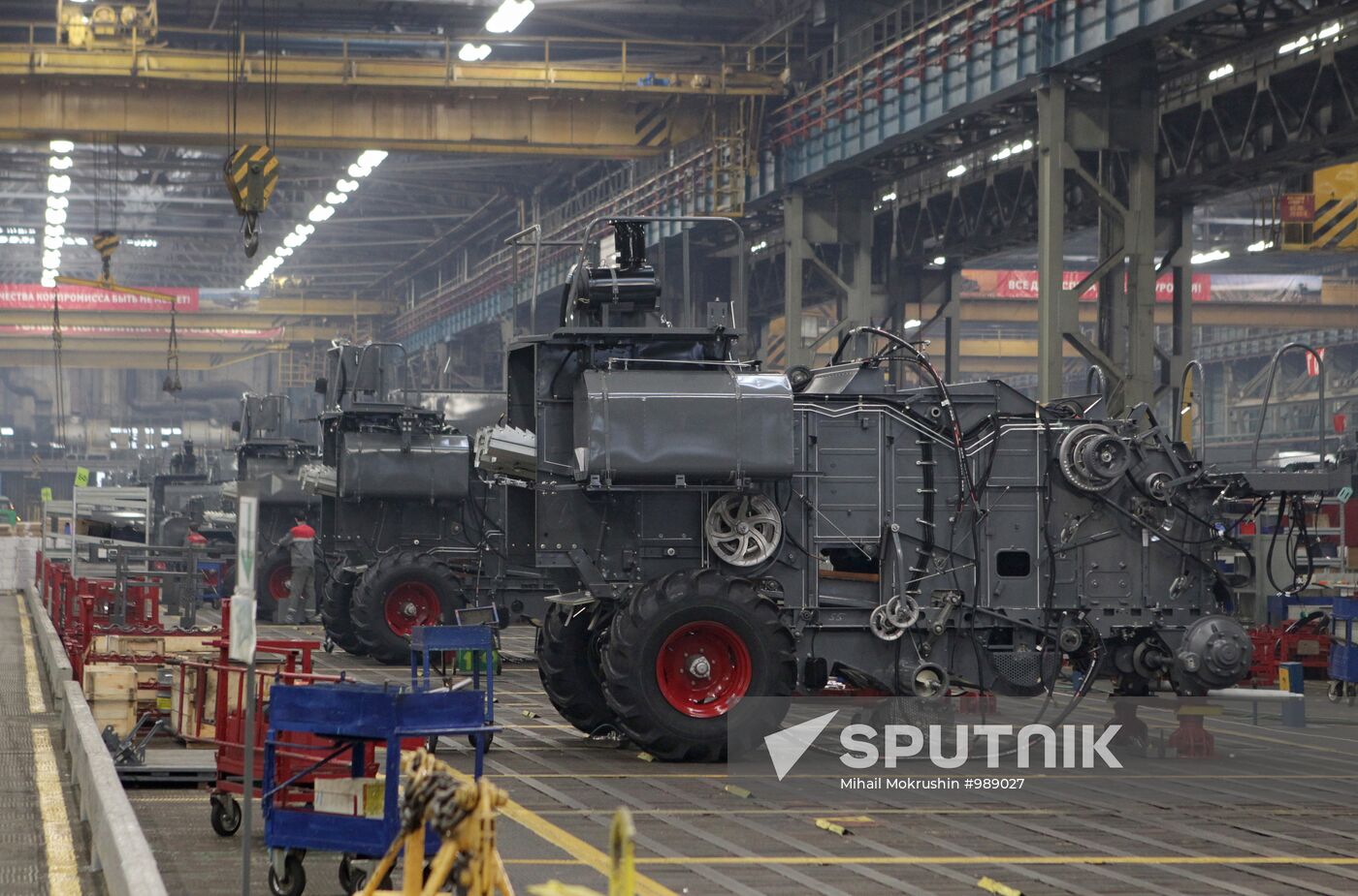 Rostselmash plant at work