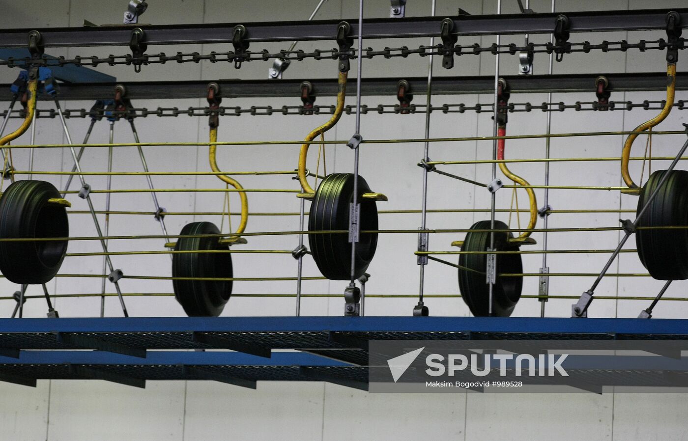 Production of automobile tires in Nizhnekamsk