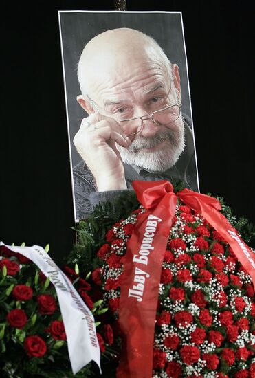 Paying last respects to actor Lev Borisov