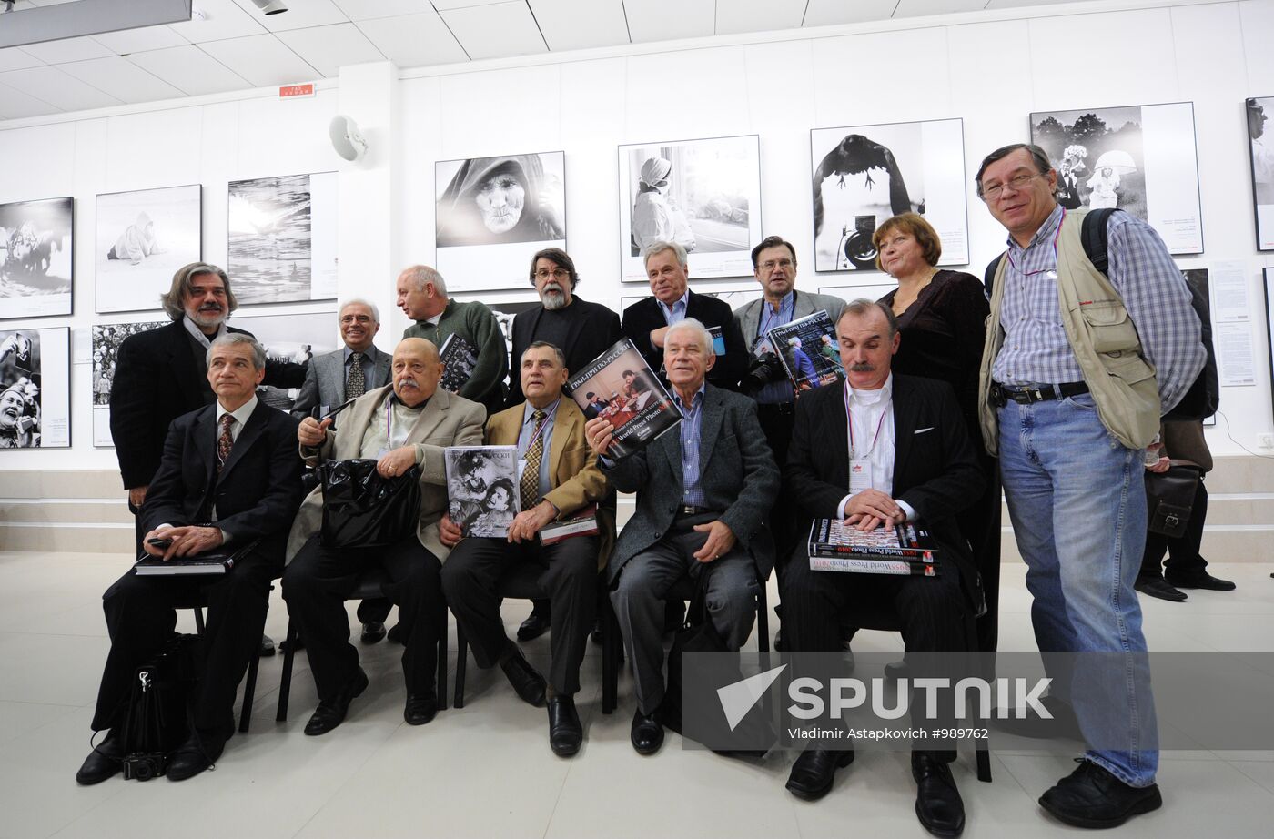 Exhibition of photos by World Press Photo 1955-2010 winners