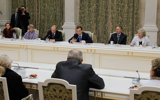 Dmitry Medvedev, Vladimir Putin meet with veterans