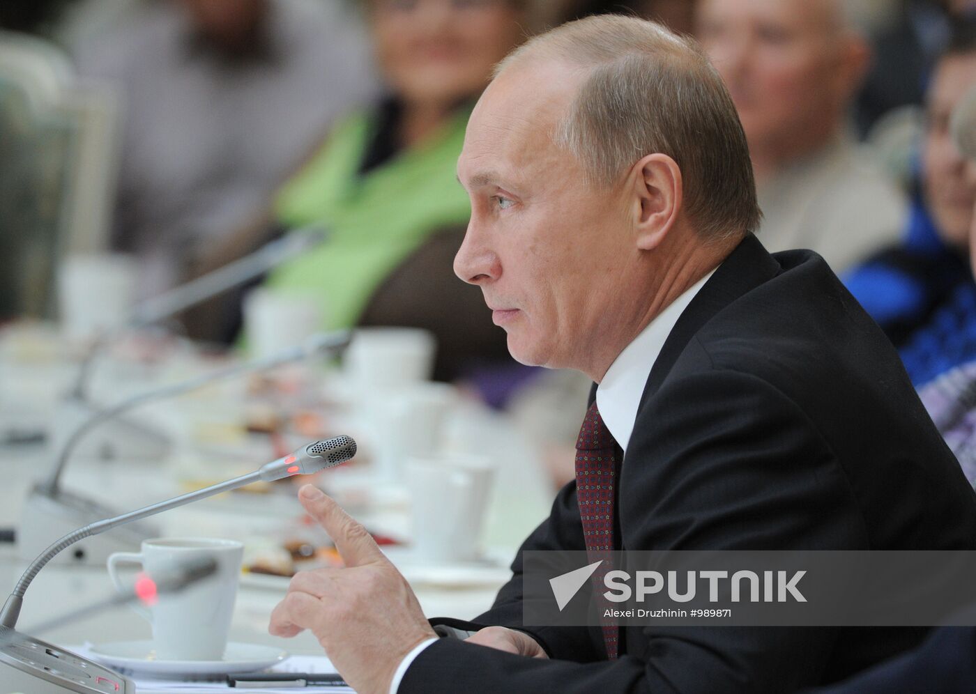 Dmitry Medvedev, Vladimir Putin meet with veterans