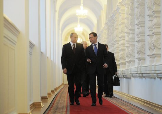 Dmitry Medvedev, Vladimir Putin meet with veterans