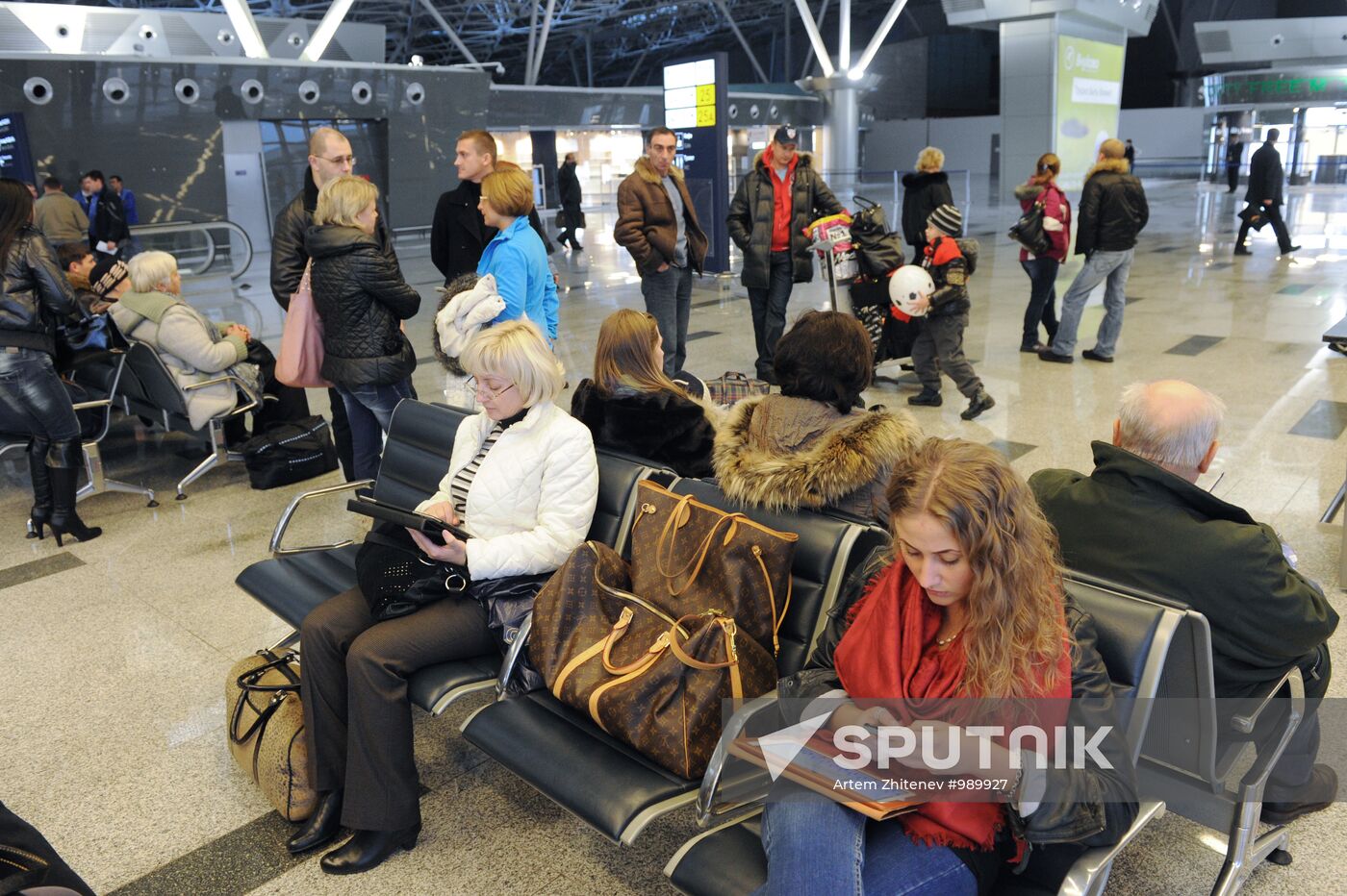 P/c on Vnukovo airport and Lufthansa - beginning of cooperation
