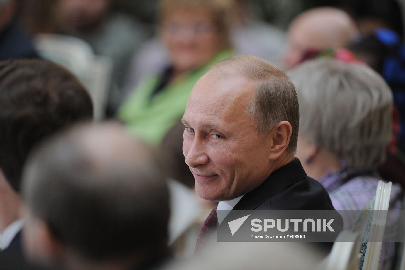 Dmitry Medvedev, Vladimir Putin meet with veterans