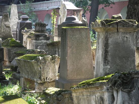 Cemetery at Donskoy Monastery