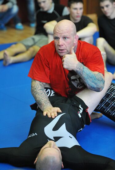 American martial arts fighter Jeff Monson master class in Moscow