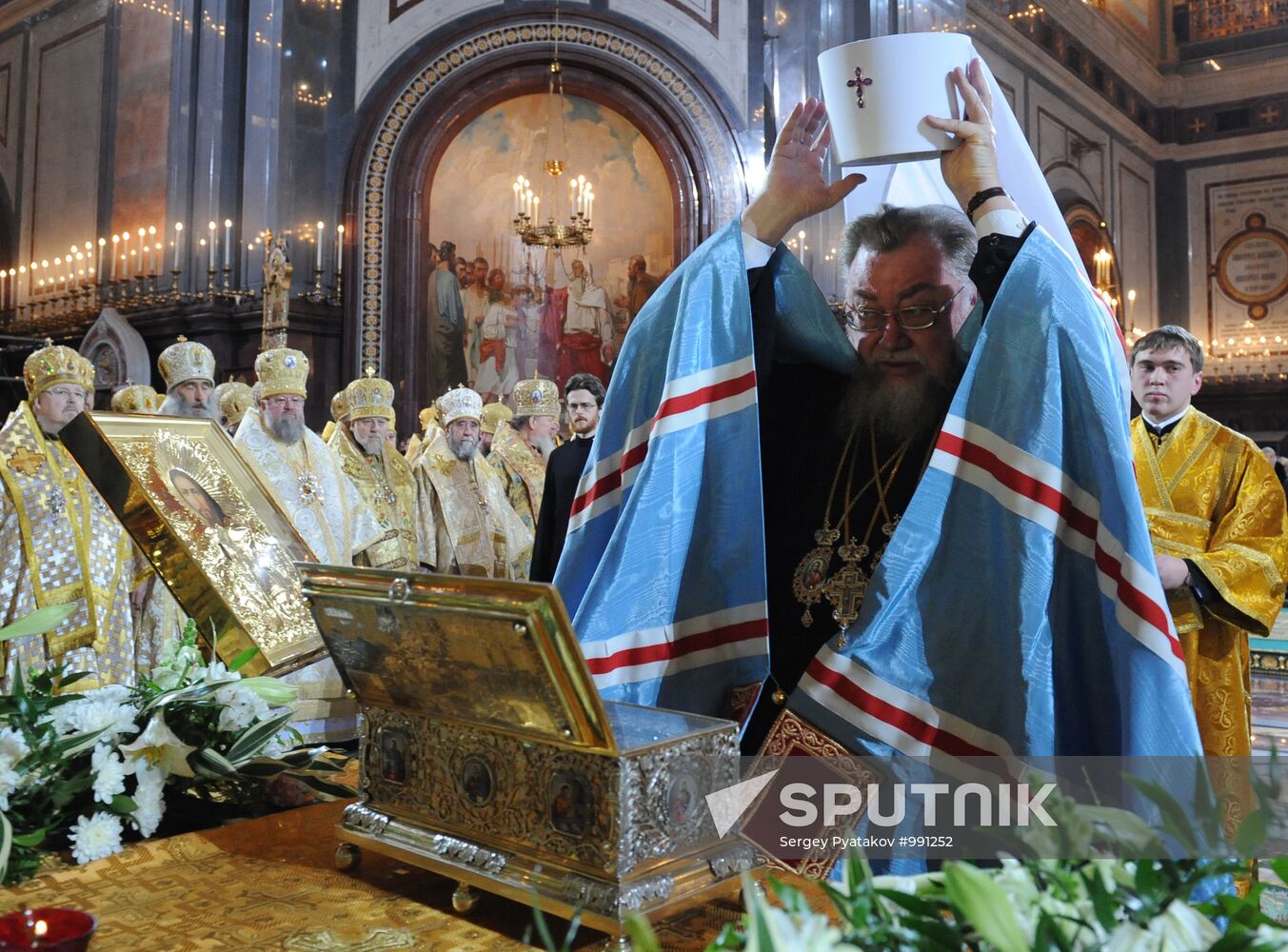 Church service marks Patriarch Kirill's 65th birthday