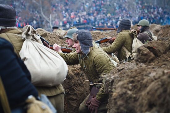 Military-historical reenactment of Stalingrad Battle episode