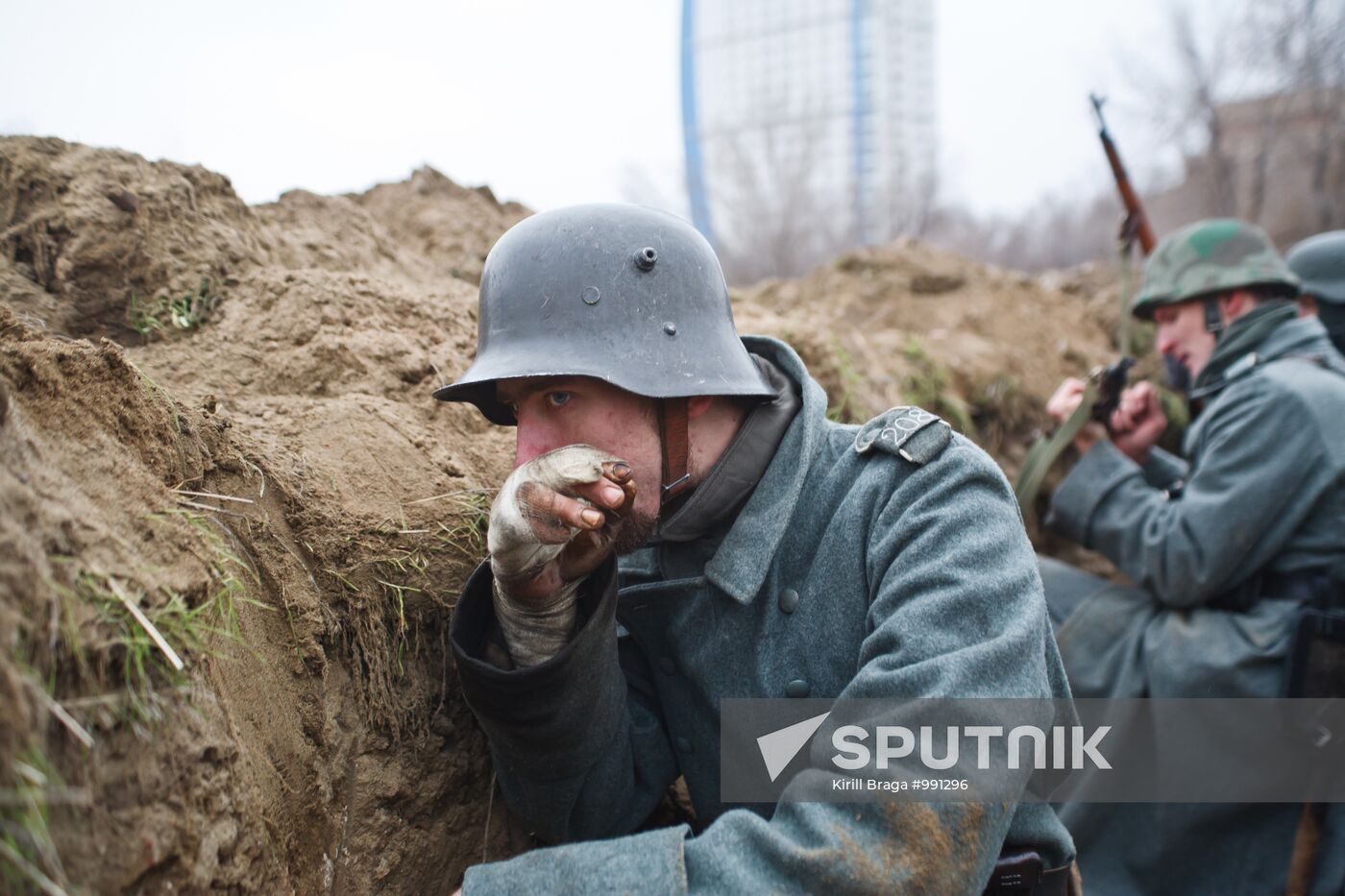 Military-historical reenactment of Stalingrad Battle episode