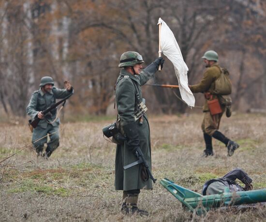 Military-historical reenactment of Stalingrad Battle episode