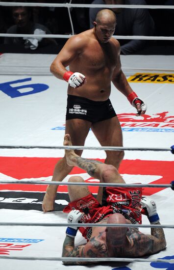 Mixed Martial Arts. Fight between F. Emelianenko and J. Monson