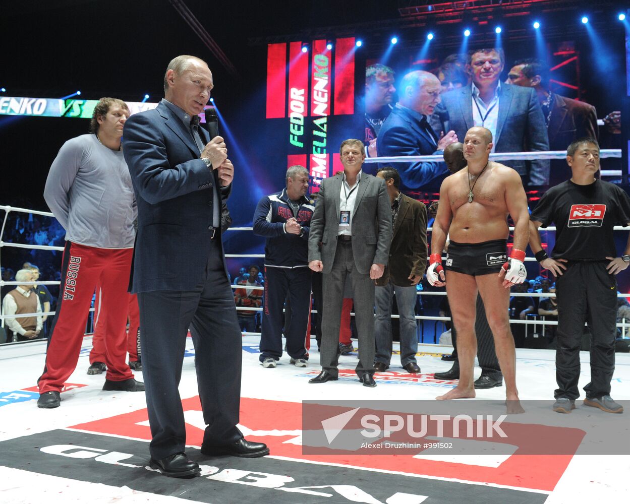 Vladimir Putin attends Fedor Emelianenko vs. Jeff Monson match