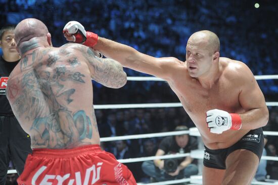 Mixed Martial Arts. Fight between F. Emelianenko and J. Monson