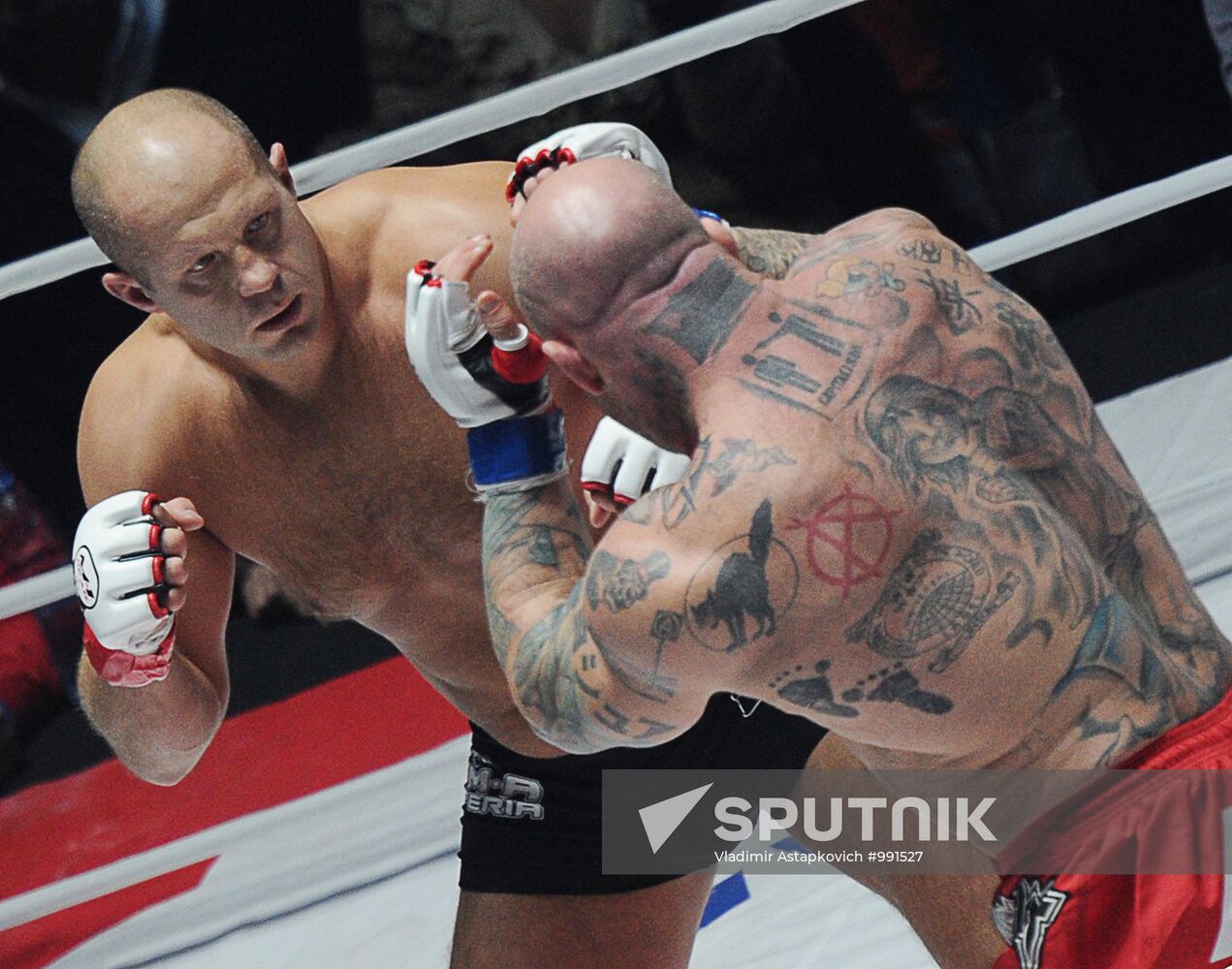 Mixed Martial Arts. Fight between F. Emelianenko and J. Monson