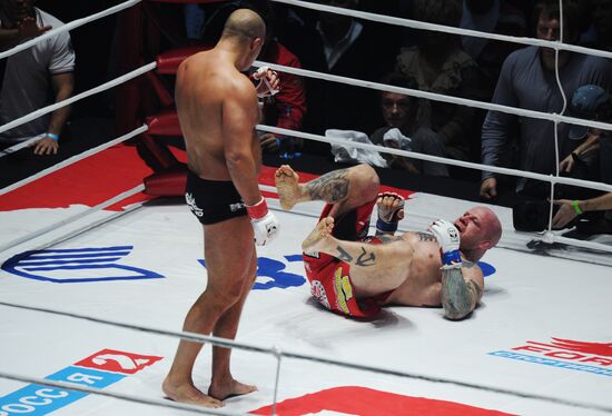 Mixed Martial Arts. Fight between F. Emelianenko and J. Monson