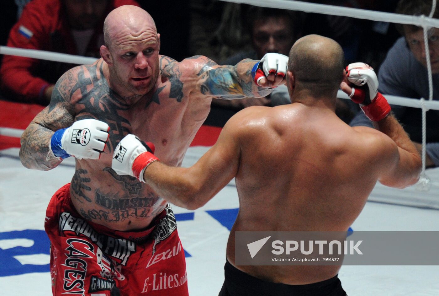 Mixed Martial Arts. Fight between F. Emelianenko and J. Monson