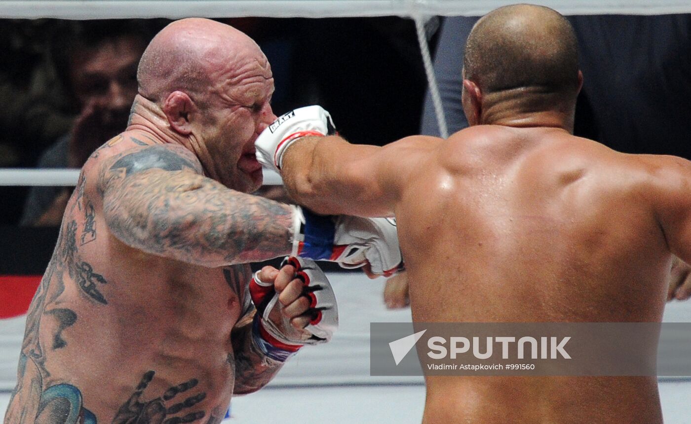 Mixed Martial Arts. Fight between F. Emelianenko and J. Monson