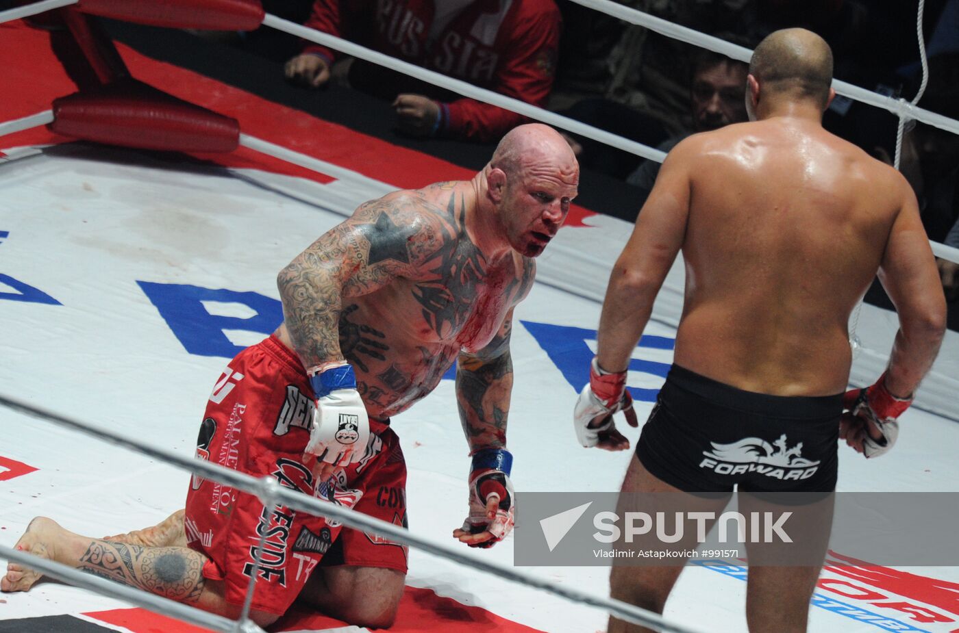 Mixed Martial Arts. Fight between F. Emelianenko and J. Monson