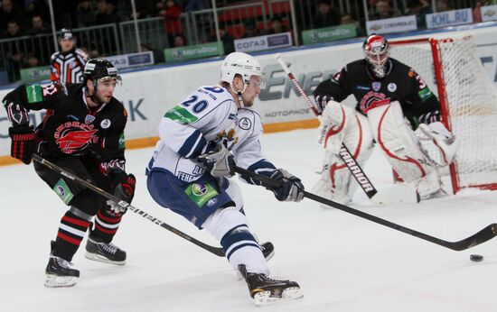 Ice hockey. KHL. Avangard vs. Amur