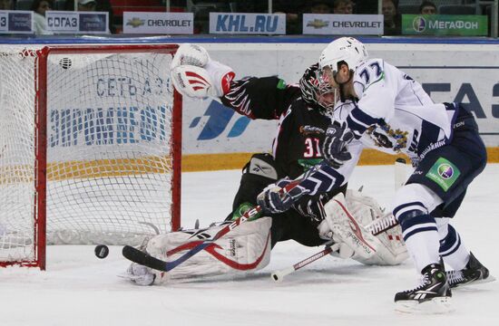 Ice hockey. KHL. Avangard vs. Amur
