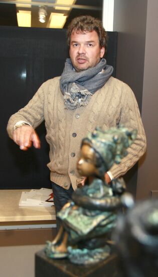 Andrei Ostashov's exhibition "Our Children. LUXURY TOYS"