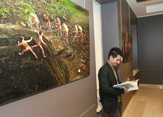 Andrei Ostashov's exhibition "Our Children. LUXURY TOYS"