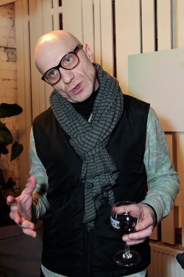 Primiere of Viktor Shamirov's film "The Practice of Beauty"