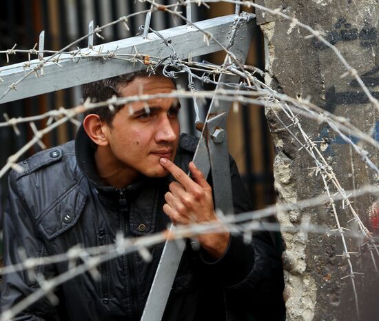 Unrest continues in Egyptian capital