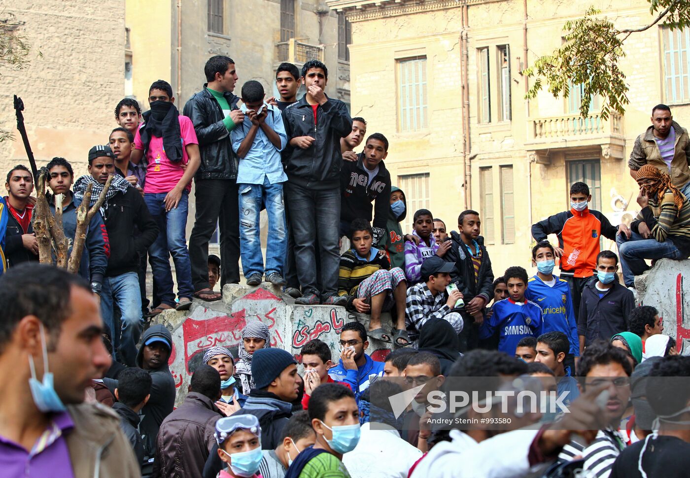 Unrest continues in Egyptian capital