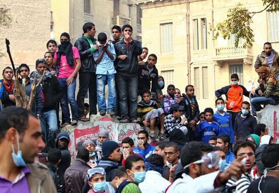 Unrest continues in Egyptian capital