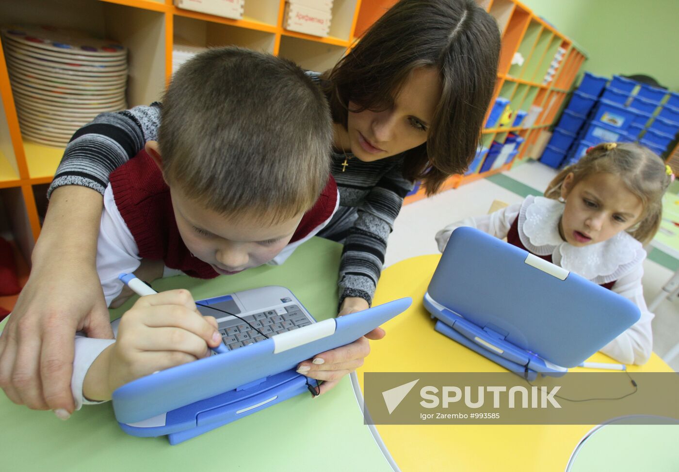 Computer instruction of schoolchildren in Kaliningrad Region