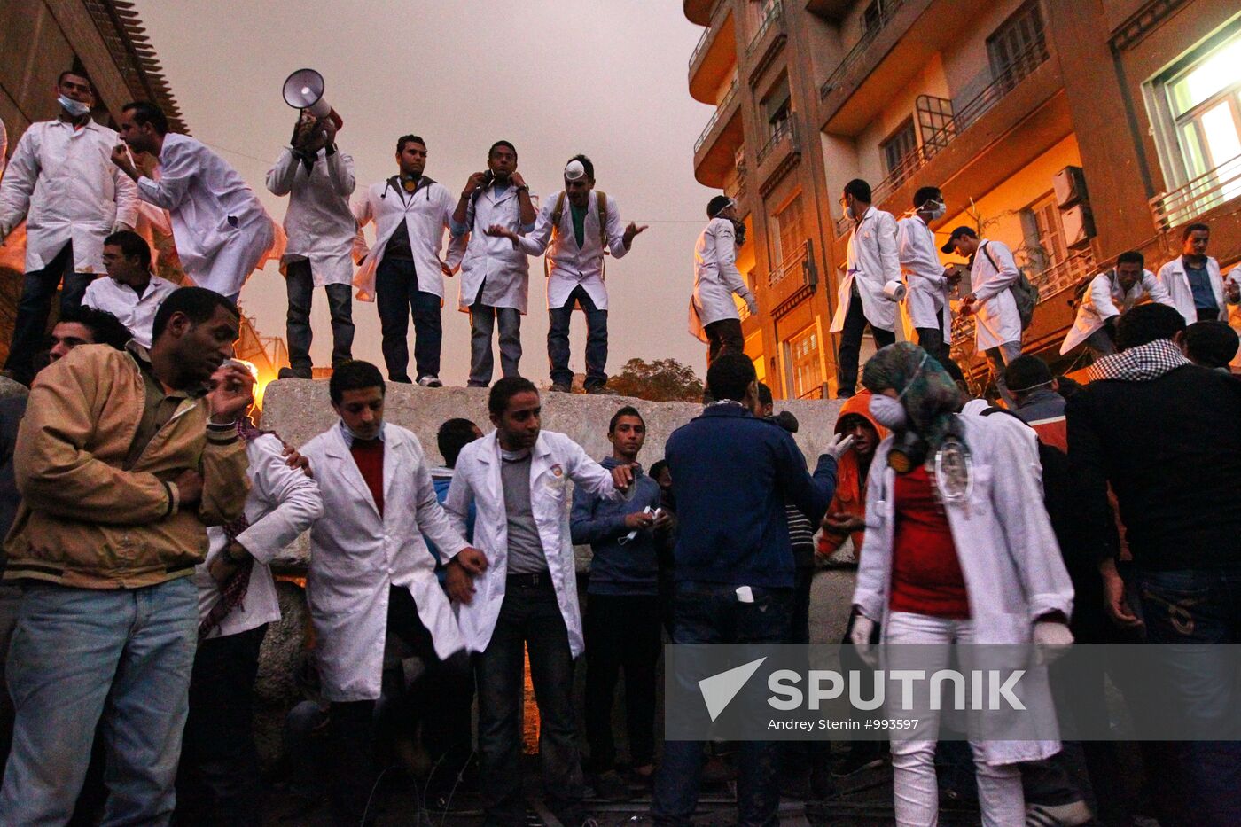 Unrest continues in Egyptian capital