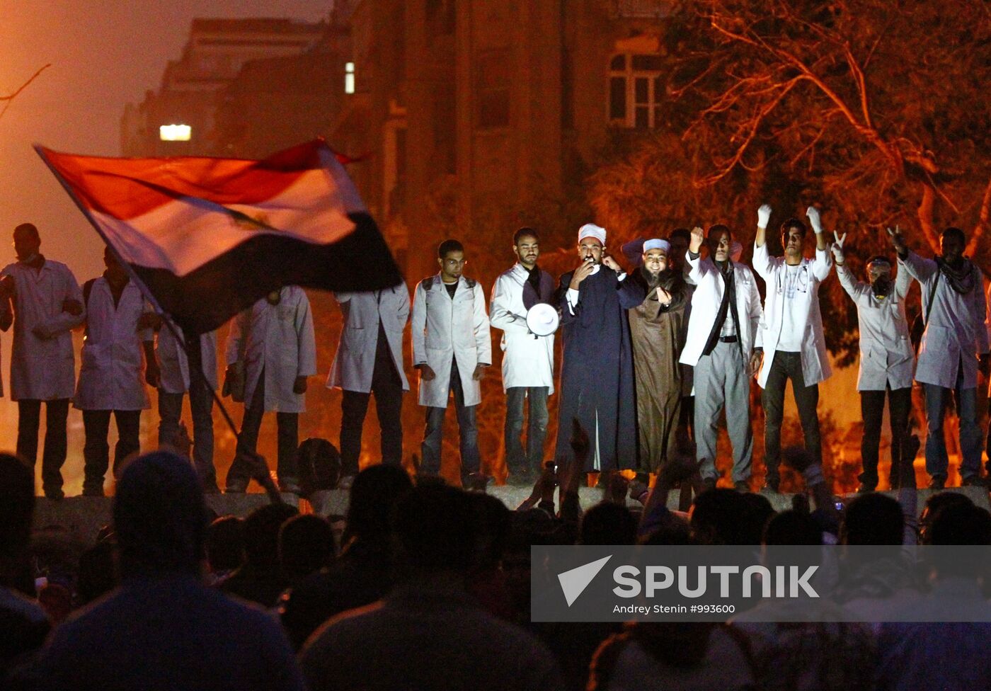 Unrest continues in Egyptian capital