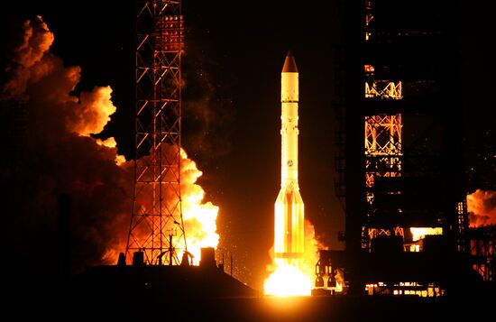Proton rocket launch with AsiaSat satellite