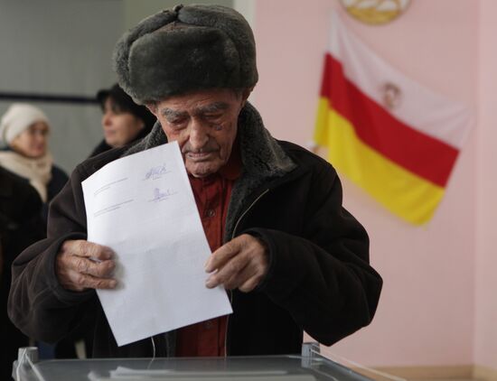 Second round of presidential elections in South Ossetia