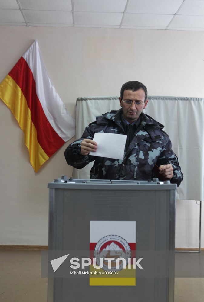 Second round of presidential elections in South Ossetia