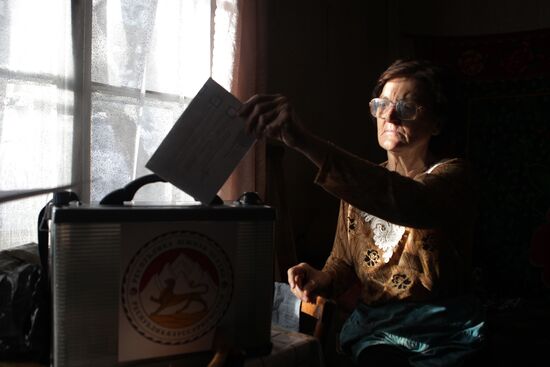 Second round of presidential elections in South Ossetia