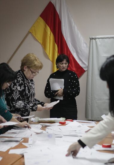 Second round of presidential elections in South Ossetia