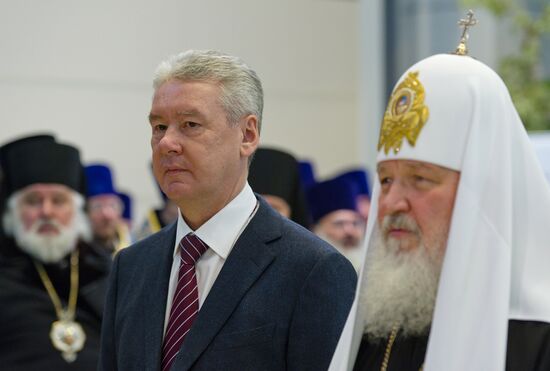 S.Sobyanin at ceremony of seeing off Cincture of Theotokos