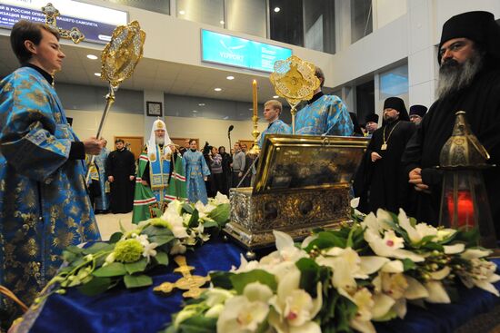 Seeing off Cincture of Theotokos