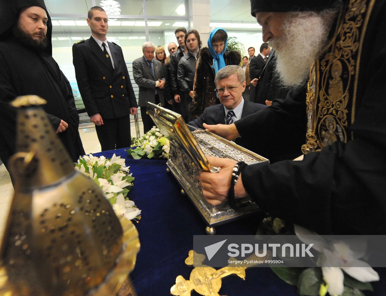 Seeing off Cincture of Theotokos